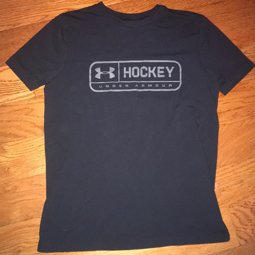 Under Armour hockey tee